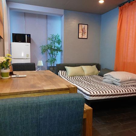 Buzz Guesthouse Hostel Сеул Екстериор снимка