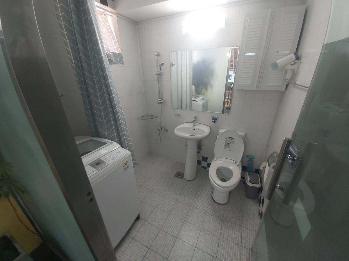 Buzz Guesthouse Hostel Сеул Екстериор снимка
