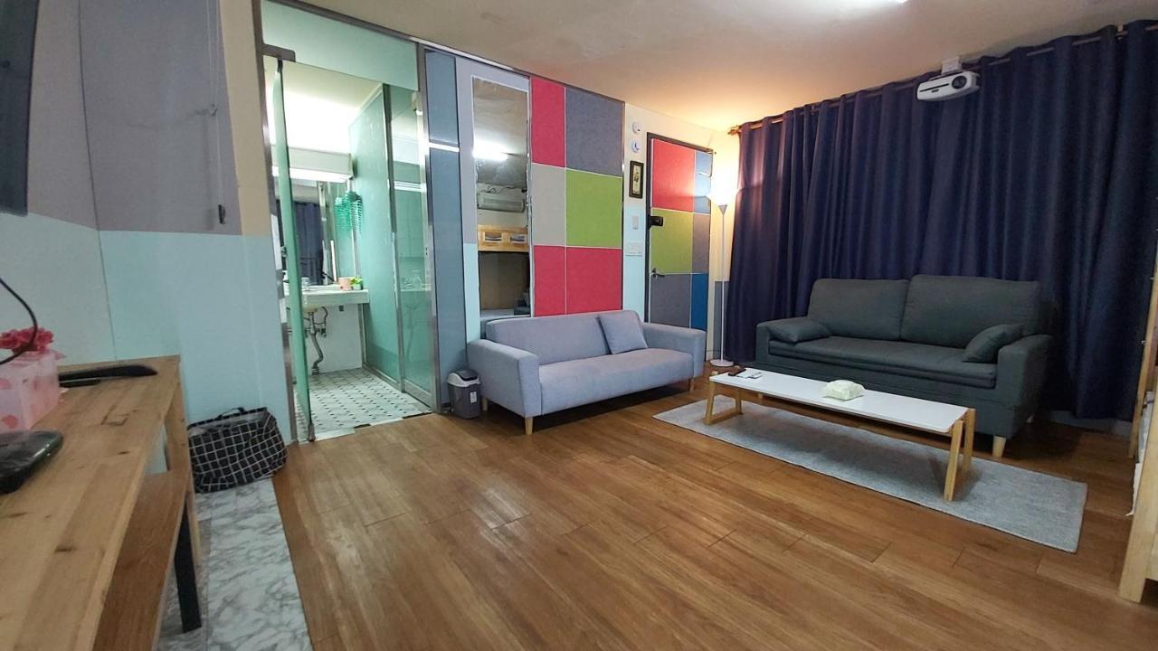 Buzz Guesthouse Hostel Сеул Екстериор снимка